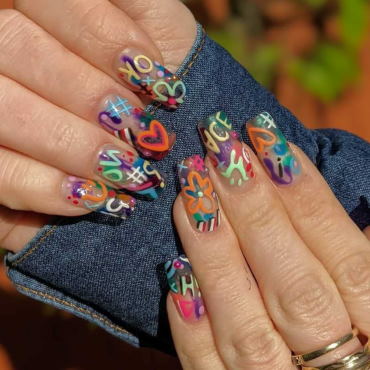 graffiti nail designs